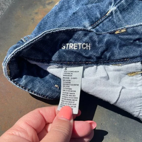 American Eagle Stretch Shorts - Picture 4 of 4